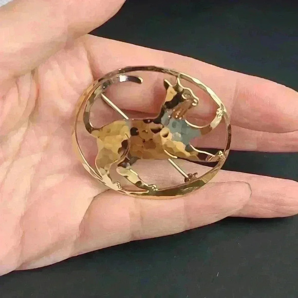 Wild bryde cat feline kitten pin brooch pin Gold Plated Lightweight Cat Pin - Picture 7 of 16